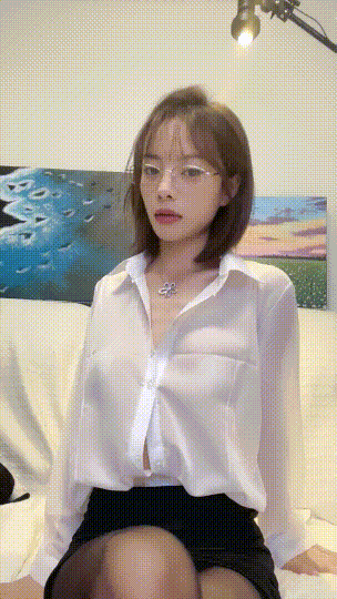 来了来了!最正宗校花来了~【小熊】道具自慰!害我狂撸管~